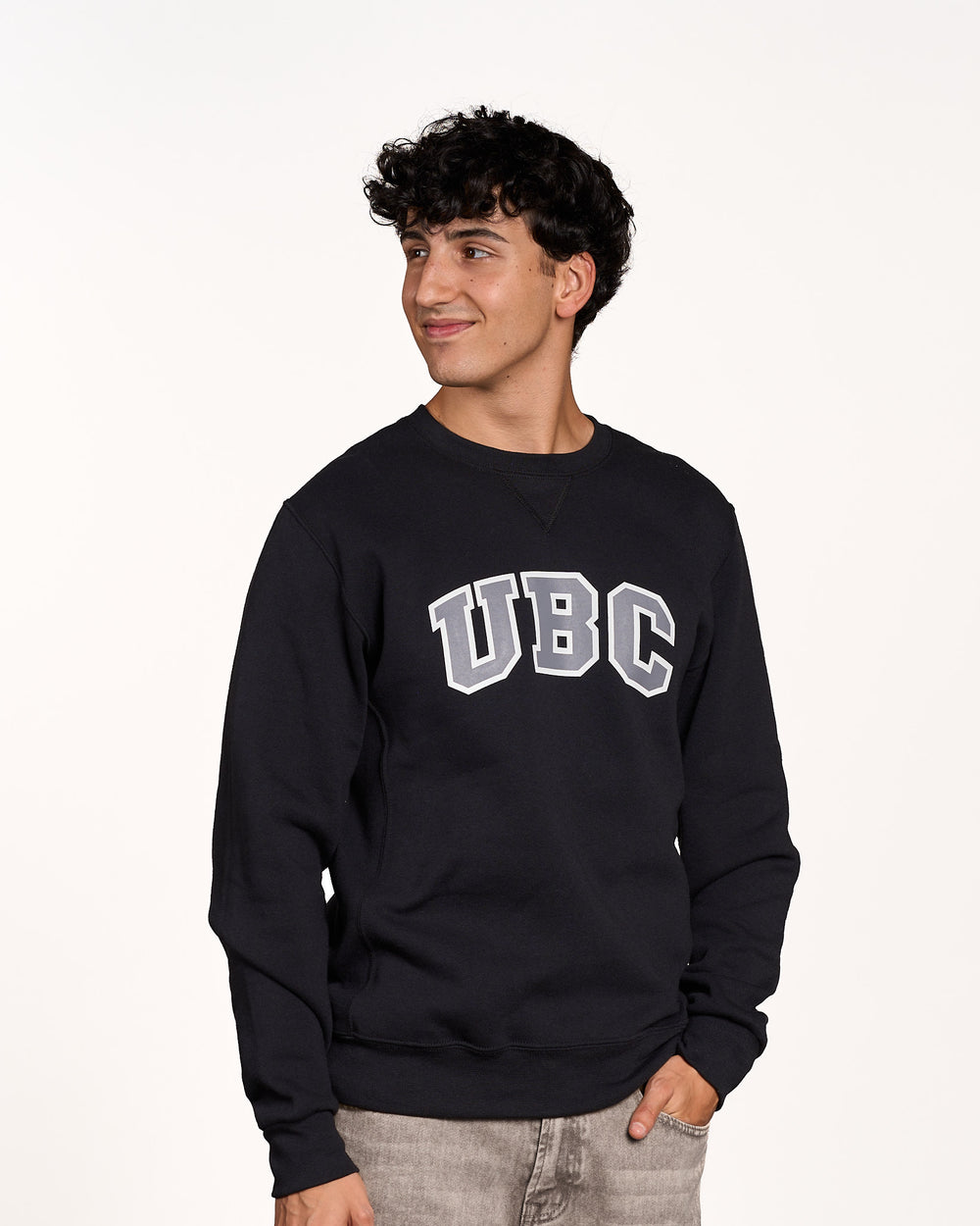 UBC-Everyday-Crewneck-Sweater-Black-Medium-Front-01